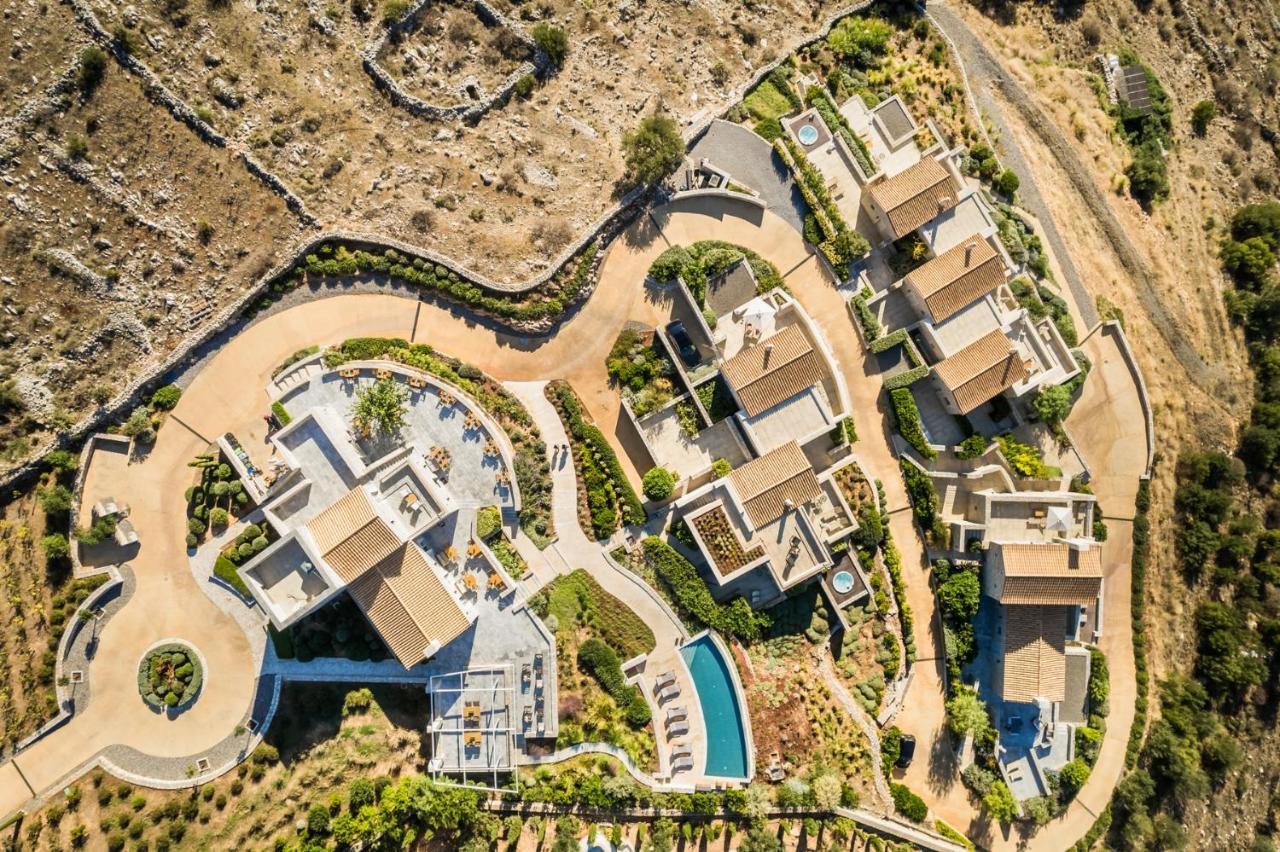 Aria Estate & Areópolis